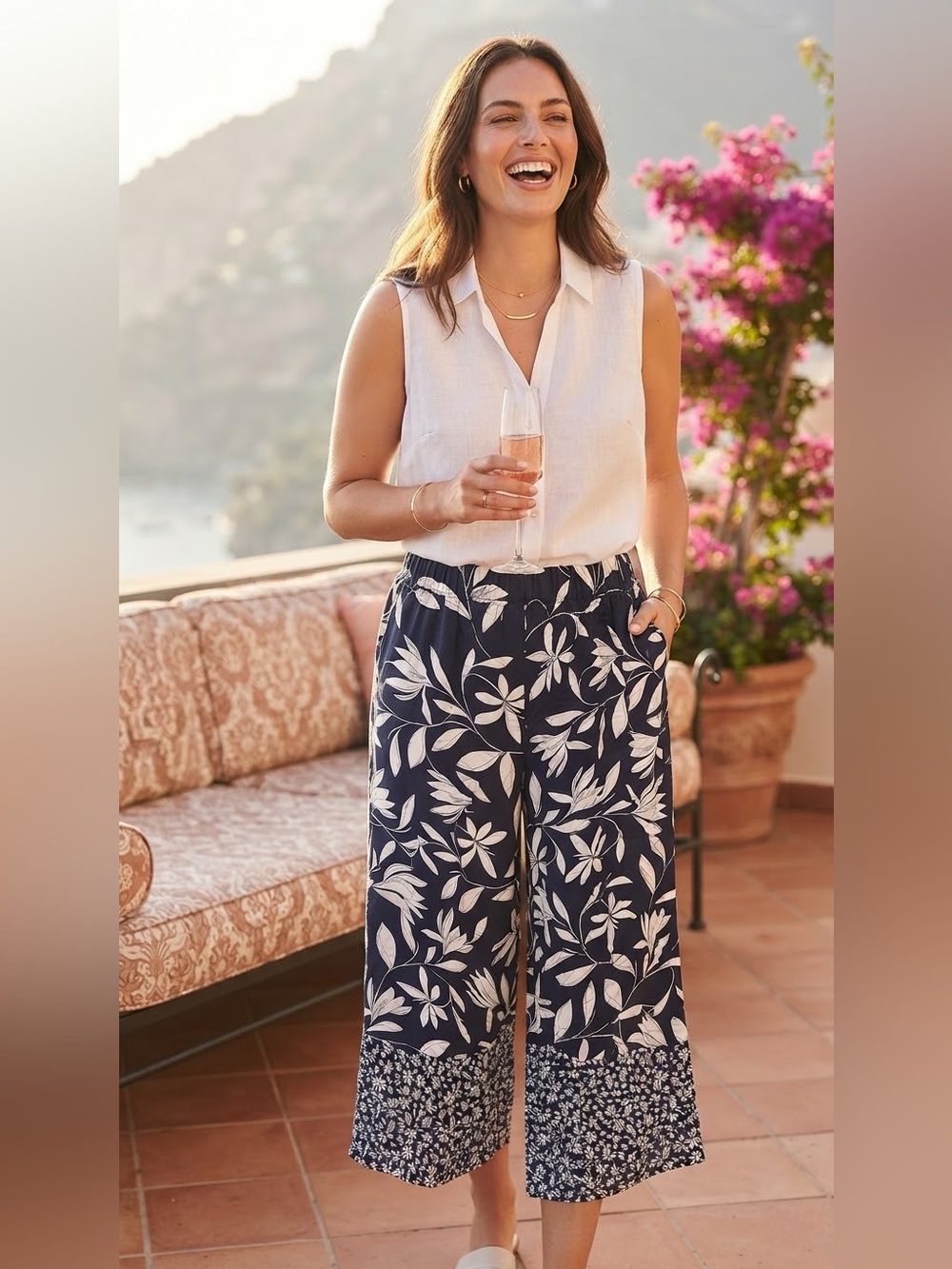 SIZE L Susan Graver® NEW Navy Blue Floral Pull On Wide Leg Crop Pants Boho